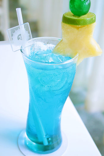 Blue Sapphire Cocktail